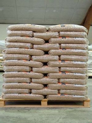 wholesale EN plus-A1 wood pellets